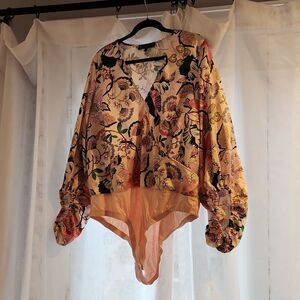 Eloquii floral bodysuit in beautiful pink shades size 20